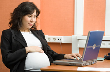 Las computadoras no son perjudiciales para la mujer embarazada