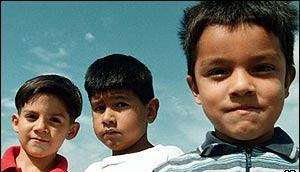 NIÑOS LATINOS