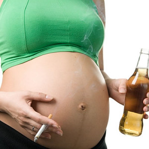 ¿Que cantidad de alcohol afecta el embarazo?