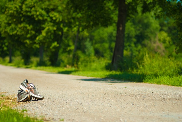 barefoot running