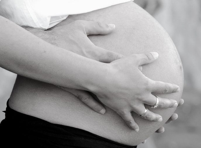 ¿Cuándo se hace la amniocentesis?