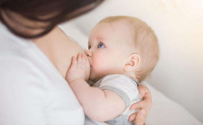 La Lactancia materna y el pecho