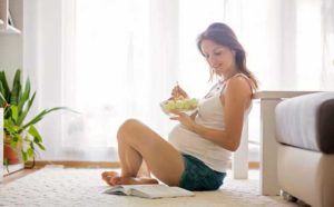 Cómo comer bien en el embarazo con una alergia alimentaria