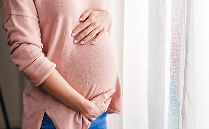 ¿Para qué se produce la oxitocina en el embarazo?