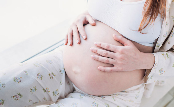 ¿La posición del bebé en la placenta determina si es niño?