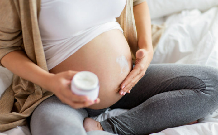 Cómo evitar la estrías en el embarazo