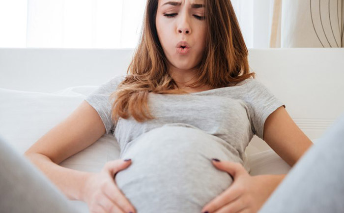 Cómo empujar en el parto con epidural