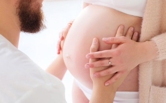 Razones por las que se oscurecen las axilas en el embarazo