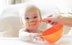 6 Tips para introducir las papillas en la dieta del bebé