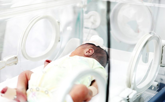 Cómo debe ser la lactancia materna en los bebés prematuros