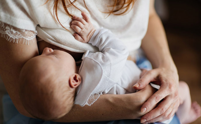 Como es la lactancia materna en casos especiales